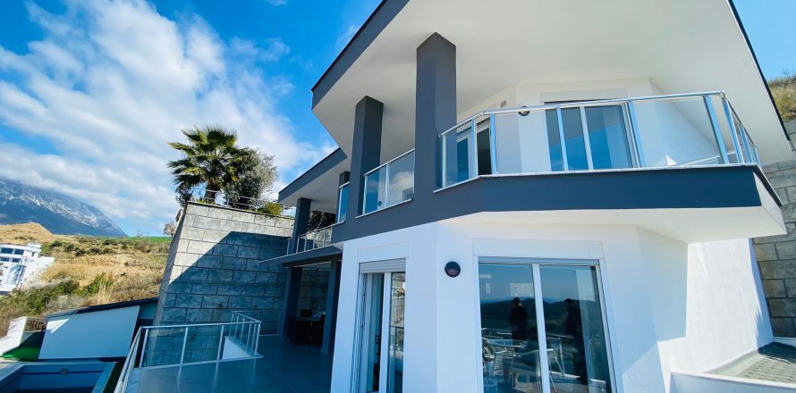5+2 Villa in Kargicak, Alanya, Antalya, Turkey No. 213734