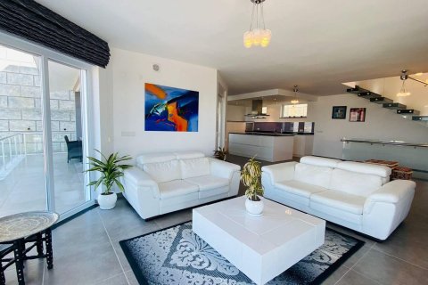 Villa for sale in Kargicak, Alanya, Antalya, Turkey, 5 bedrooms, 520.0m2, No. 213734 – photo 3