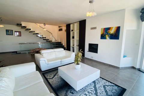 Villa for sale in Kargicak, Alanya, Antalya, Turkey, 5 bedrooms, 520.0m2, No. 213734 – photo 15