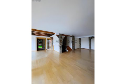 ویلا در Sariyer، Istanbul ، ترکیه 7 خوابه ، 800 متر مربع. شماره 224557 - 12