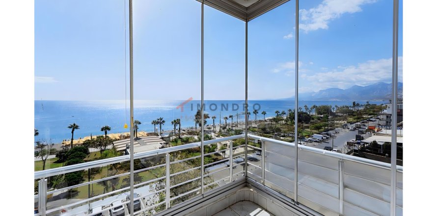 2+1 Leilighet i Konyaalti, Antalya, Tyrkia Nr. 215058