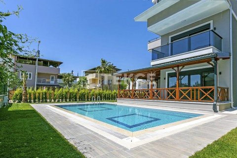 3+1 Villa  i Serik, Antalya, Tyrkia Nr. 43782