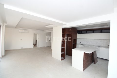 Villa for sale in Serik, Antalya, Turkey, 5 bedrooms, 290m2, No. 212430 – photo 9