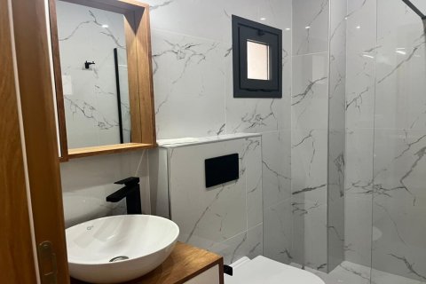 2+1 Apartment  in Esentepe, Girne, Northern Cyprus No. 214487