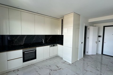 2+1 Apartment  in Oba, Antalya, Turkey No. 215927