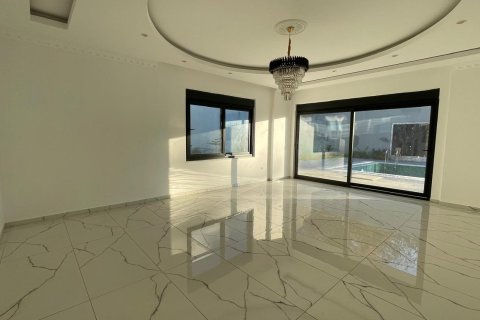 ویلا در Bektas،  Alanya ، ترکیه 5 خوابه ، 390 متر مربع.  شماره 213794 - 13