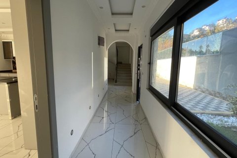 ویلا در Bektas،  Alanya ، ترکیه 5 خوابه ، 390 متر مربع.  شماره 213794 - 17