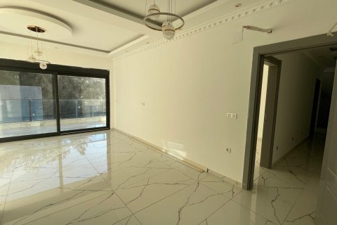 ویلا در Bektas،  Alanya ، ترکیه 5 خوابه ، 390 متر مربع.  شماره 213794 - 38