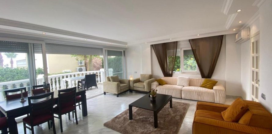 Villa i Tepe, Alanya, Antalya, Turkiet Nr. 215035