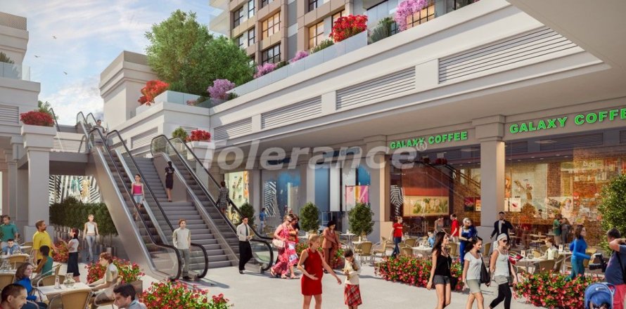 1+1 Apartment  in Istanbul, Turkey No. 215034