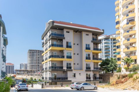 2+1 Lejlighed  i Mahmutlar, Antalya, Tyrkiet Nr. 213662