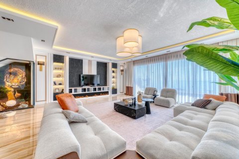 Villa for sale  in Alanya, Antalya, Turkey, 6 bedrooms, 440m2, No. 216450 – photo 8