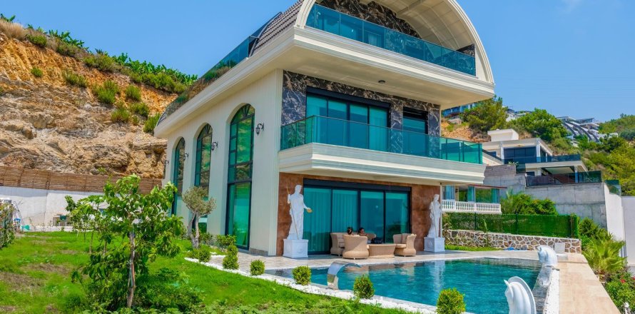6+1 Villa  in Alanya, Antalya, Turkey No. 216450