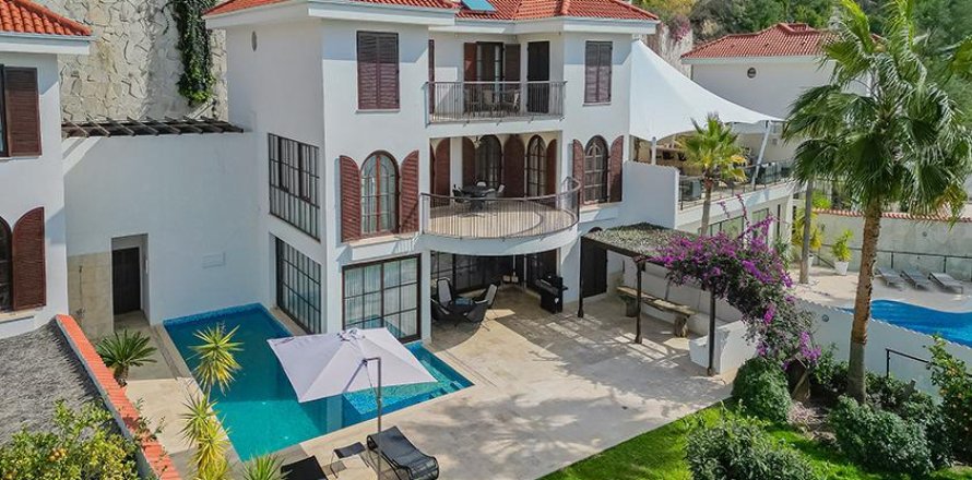 Villa 5+1 Alanya, Antalya, Türkiye №216452