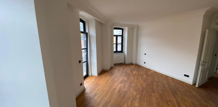 4+1 Leilighet i TomTom Garden, Beyoglu, Istanbul, Tyrkia Nr. 97056