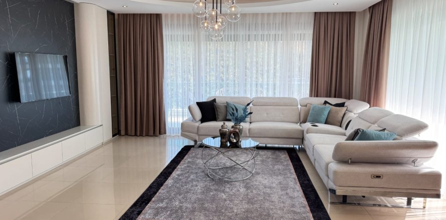 3+1 Lägenhet  i Alanya, Antalya, Turkiet Nr. 222192