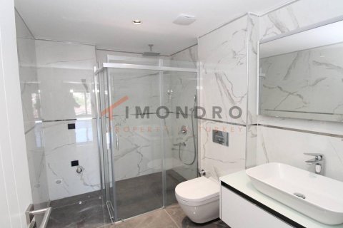 Apartment for sale in Üsküdar, Istanbul, Turkey, 3 bedrooms, 170m2, No. 215713 – photo 27