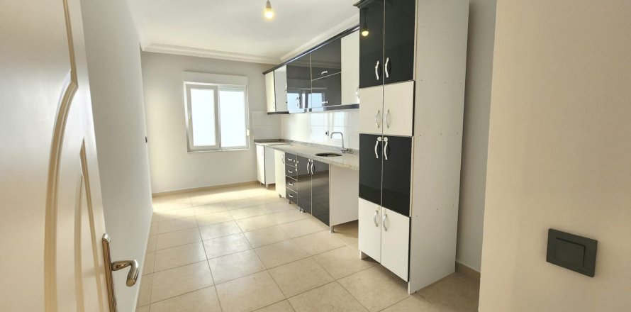 3+1 Lägenhet i Mahmutlar, Antalya, Turkiet Nr. 215353