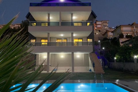 3+1 Villa  i Alanya, Antalya, Tyrkia Nr. 216453