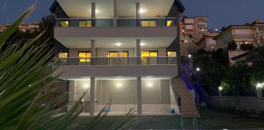 Villa 3+1 Alanya, Antalya, Türkiye №216453