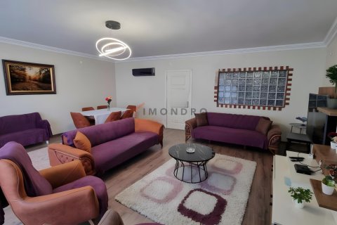 3+1 Apartment  in Sisli, Istanbul, Turkey No. 226929