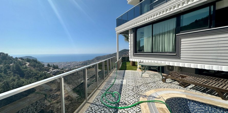 4+1 Villa  i Antalya, Tyrkiet Nr. 222890