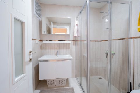 Продажа квартиры  в Кестеле, Бурсе, Турция 2+1, 115м2, №217473 – фото 10