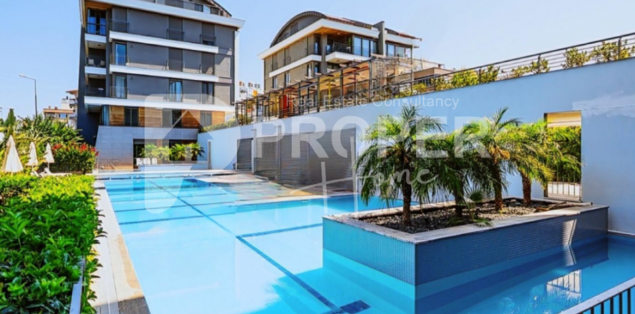 آپارتمان در Konyaalti،  Antalya ، ترکیه 170 متر مربع.  شماره 99026