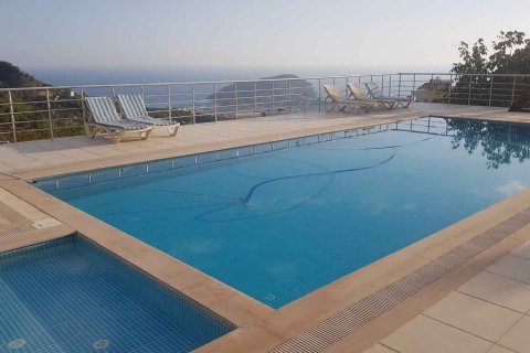 ویلا در Tepe، Alanya ، ترکیه 3 خوابه ، 220 متر مربع. شماره 213572 - 3