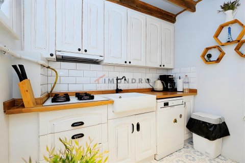 2+1 Lägenhet i Fatih, Istanbul, istanbul, Turkiet Nr. 237762 - 6