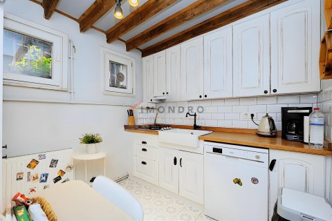 2+1 Lägenhet i Fatih, Istanbul, istanbul, Turkiet Nr. 237762 - 7