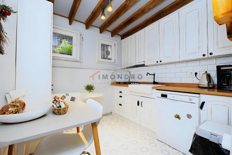 2+1 Lägenhet i Fatih, Istanbul, istanbul, Turkiet Nr. 237762 - 4