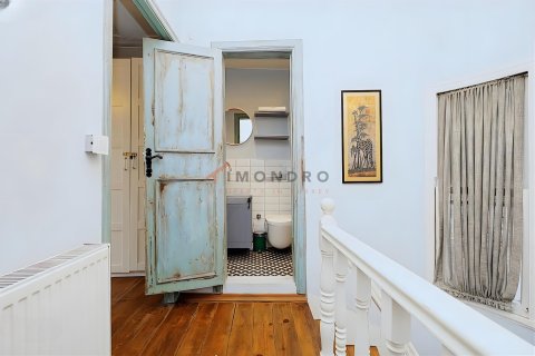 2+1 Lägenhet i Fatih, Istanbul, istanbul, Turkiet Nr. 237762 - 13