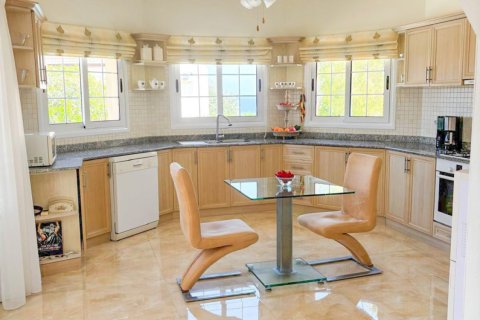 Villa i Esentepe, Girne, Nr. 232127 - 8