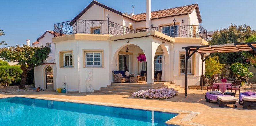 Villa i Esentepe, Girne, Nr. 232127