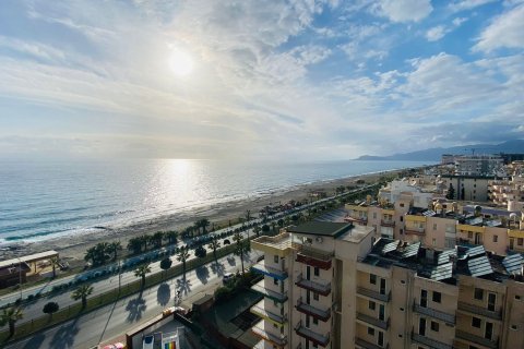 2+1 Leilighet i Mahmutlar, Antalya, Tyrkia Nr. 215992 - 9