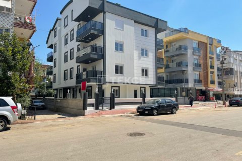 2+1 Apartment  in Antalya, Turkey No. 102680