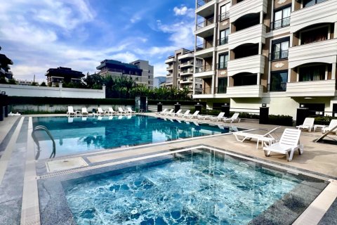 2+1 Apartment  in Alanya, Antalya, Turkey No. 232410