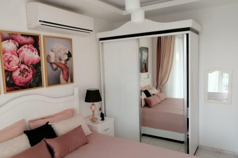 1+1 Apartment  in Alanya, Antalya, Turkey No. 232409