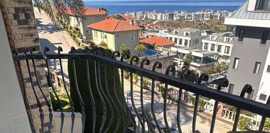 3+1 Villa  i Alanya, Antalya, Tyrkia Nr. 216701