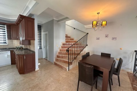 3+1 Villa  i Alanya, Antalya, Tyrkia Nr. 216701 - 27