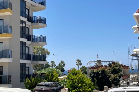 1+1 Apartment  in Alanya, Antalya, Turkey No. 237739