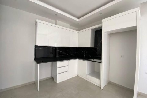Lejlighed i Mahmutlar, Antalya, Tyrkiet Nr. 228048 - 3