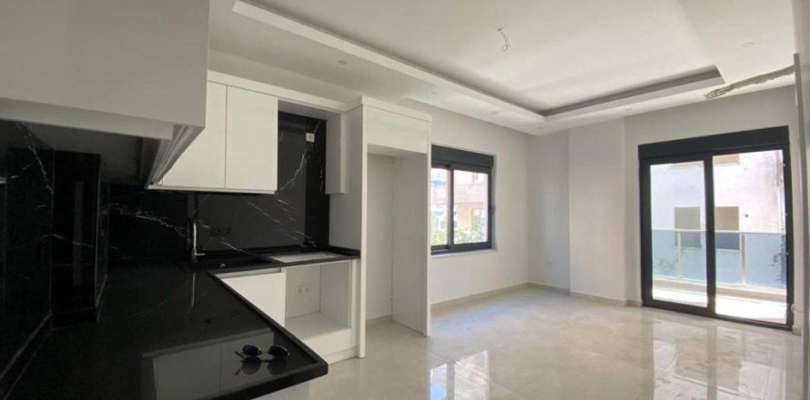 Lejlighed i Mahmutlar, Antalya, Tyrkiet Nr. 228048