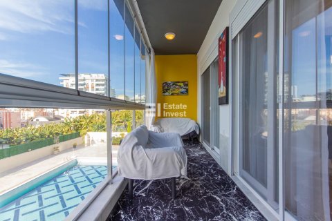 Аренда квартиры  в Аланье, Анталье, Турция 3+1, 165м2, №222338 – фото 13