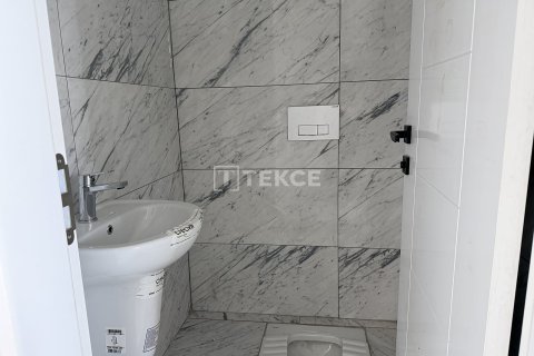 Apartment for sale in Besikduzu, Trabzon, Turkey, 3 bedrooms, 121m2, No. 215635 – photo 8