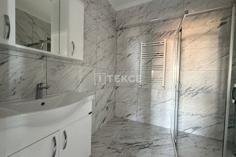 Apartment for sale in Besikduzu, Trabzon, Turkey, 3 bedrooms, 121m2, No. 215635 – photo 11