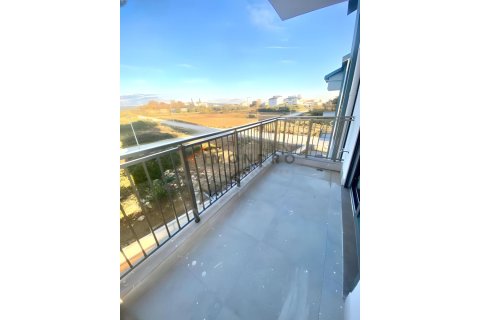 3+1 Apartment in Manavgat, Antalya, Turkey No. 215641