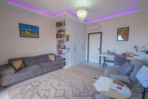 Продажа квартиры  в Махмутларе, Анталье, Турция 4+1, 170м2, №225433 – фото 25