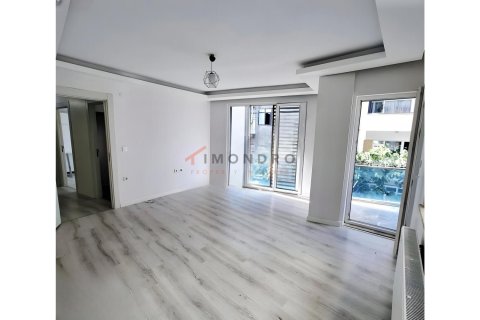 2+1 Apartment  in Kâğıthane, Istanbul, Turkey No. 225257